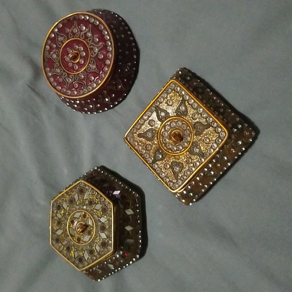 3 trinket jewelery box